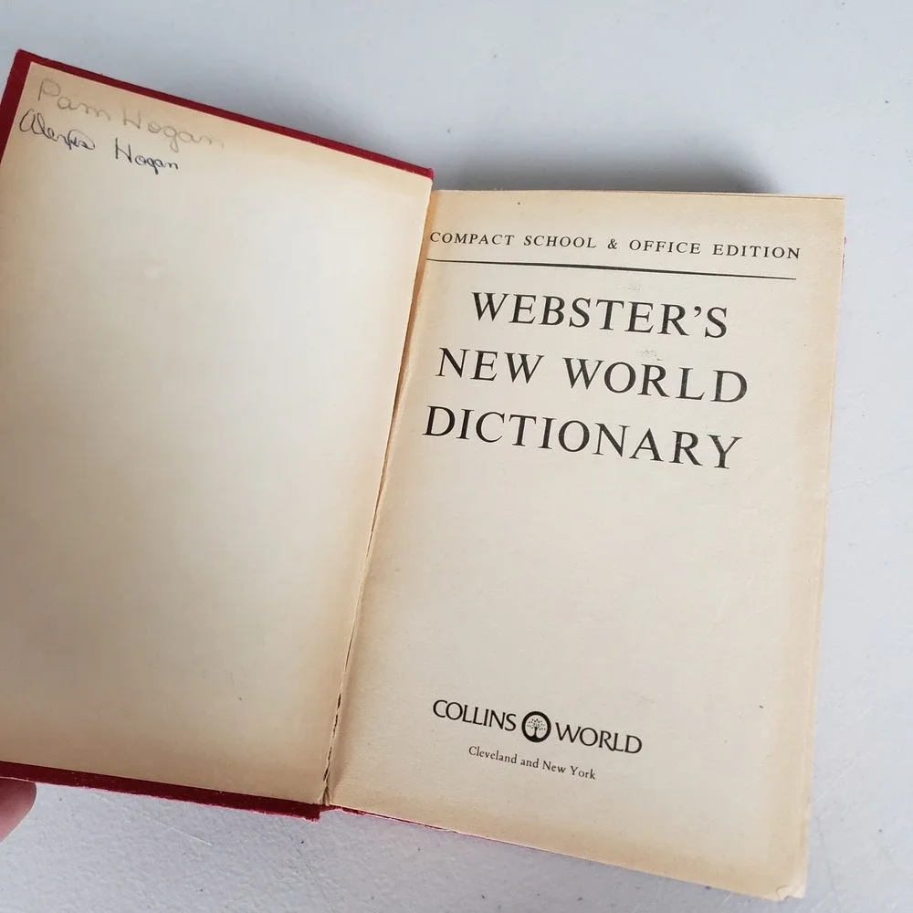 Webster's New World Dictionary 1974 Compact School and Office Edition Red HC